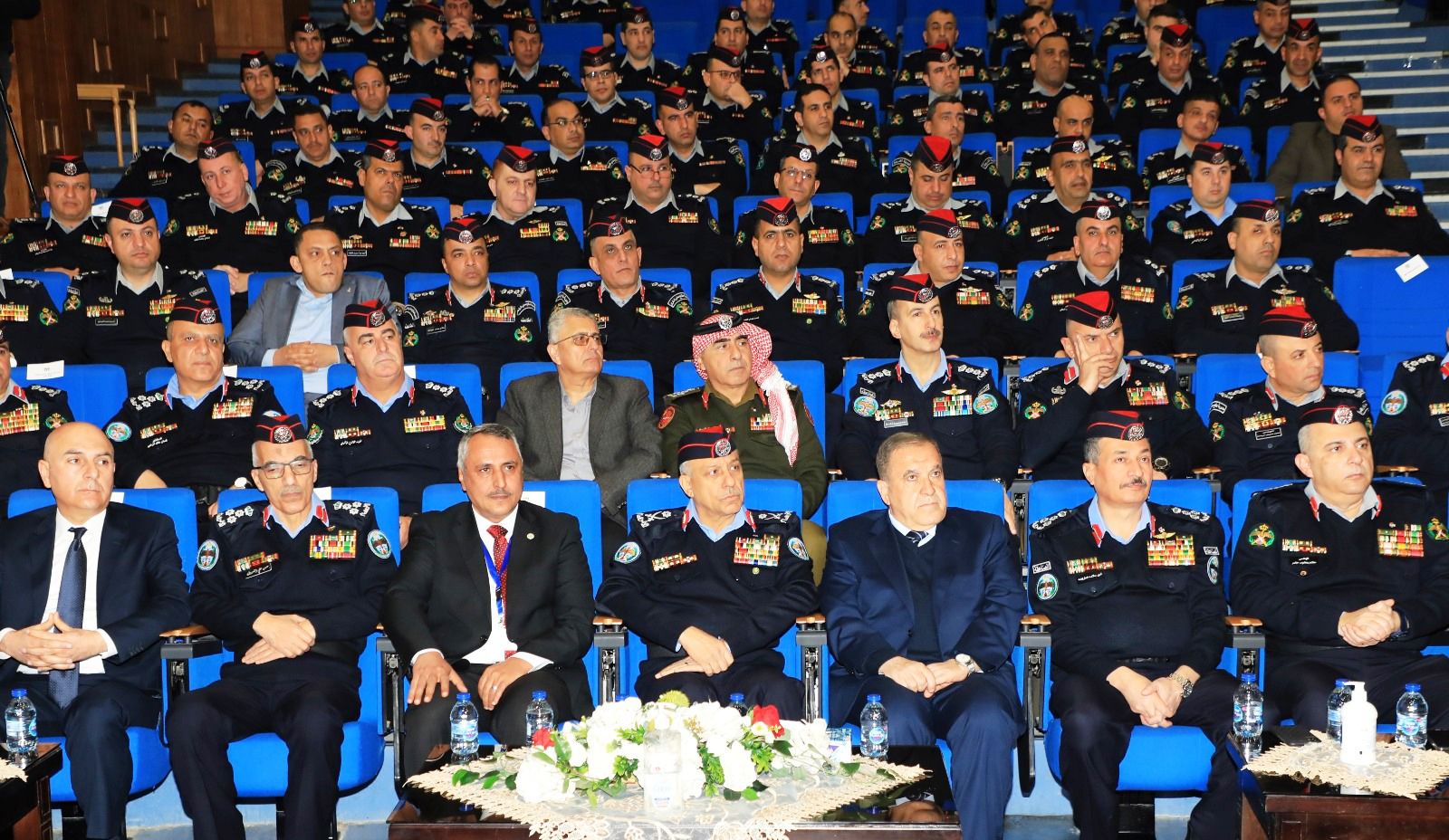 مدير الأمن العام يرعى ندوة "التخطيط الإستراتيجي لإدارة الأزمات" في أكاديمية الأمير حسين للحماية المدنية