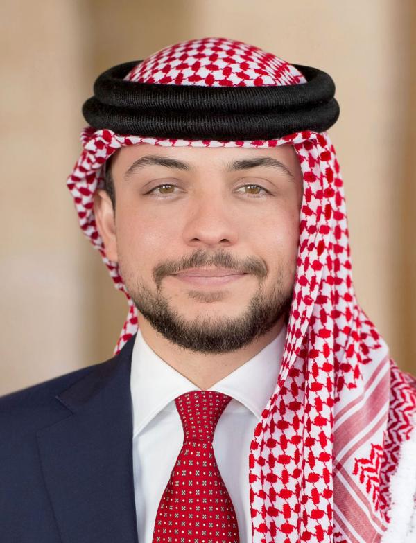 ولي العهد يعزي عشيرة البقاعين
