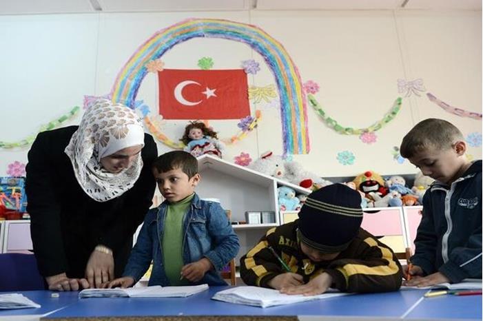 اسطنبول .. إخلاء 93 مدرسة ونقل طلابها إلى مدارس أكثر مقاومة للزلازل