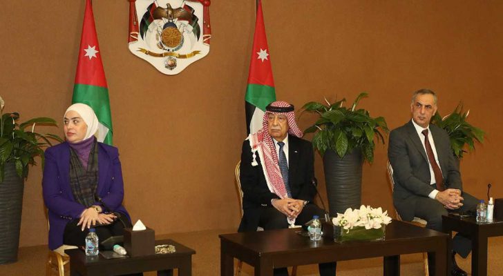 العيسوي يسلم الدعم الملكي السنوي لجمعيات ومؤسسات خيرية