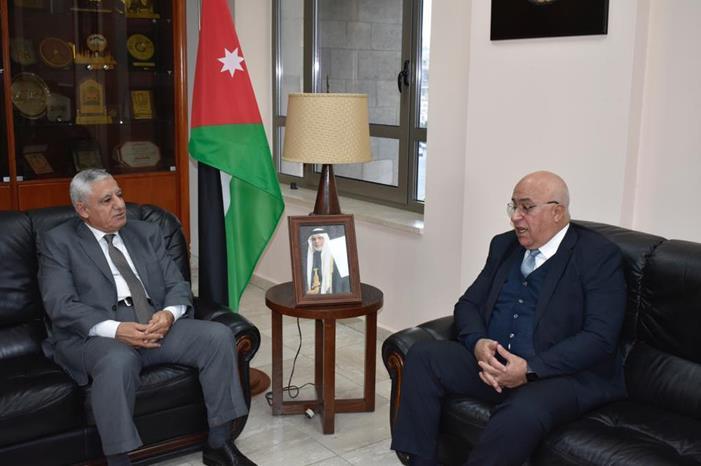 المعايطة والغزو يؤكدان على أهمية التعاون المشترك