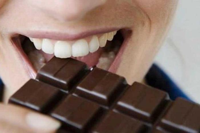 باحثون يكشفون سبب ادمان الشوكولاتة