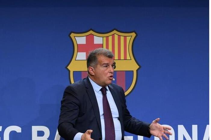 برشلونة مهدد بالهبوط للدرجة الثانية