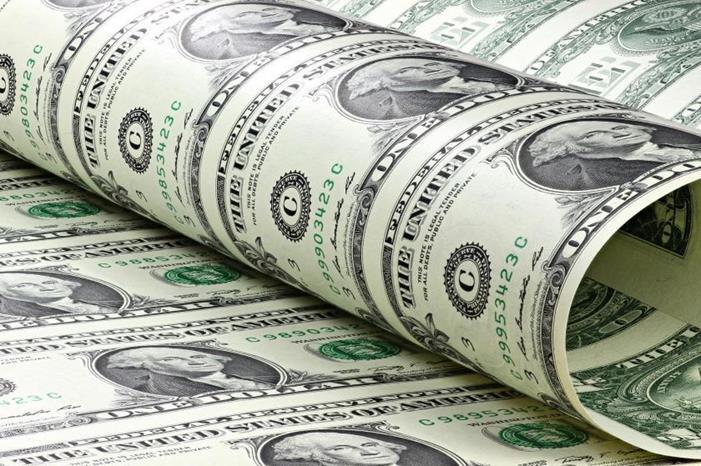 تراجع الدولار بعد اعتراف الاحتياطي الاتحادي بتباطؤ التضخم