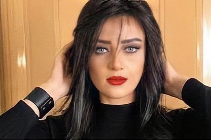 تعليق ساخر من رضوى الشربيني على خبر زواجها مجدداً