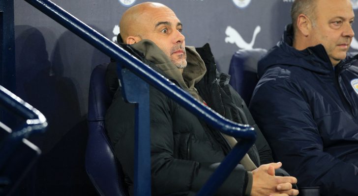 جوارديولا يسخر من ستيفن جيرارد وينفي رحيله عن السيتي
