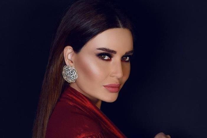 سيرين عبد النور ترد على الهجوم الذي تعرضت له بسبب مساعدة المتضررين من الزلازل