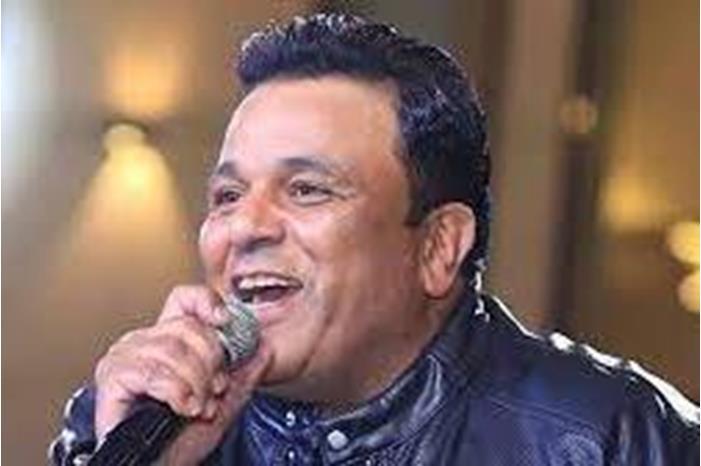 محمد فؤاد يكشف سبب غيابه عن الغناء وحقيقة احتضانه لعمر كمال