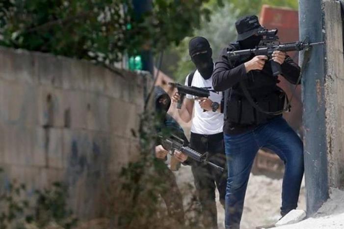 مقاومون ينفذون عمليات إطلاق نار وتفجير عبوات في جنين ونابلس