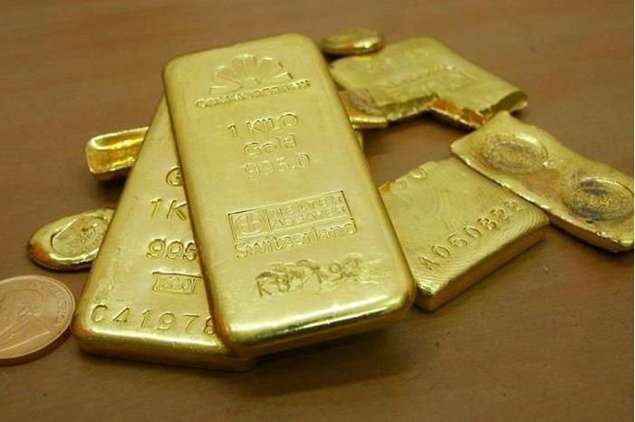 هبوط أسعار الذهب عالمياً وتخوفات من قرار الفائدة