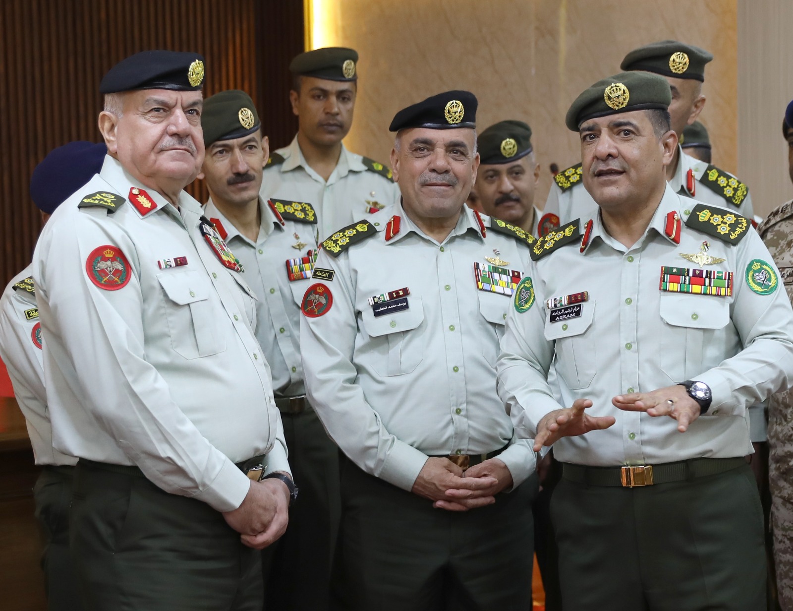 بالصور ... اللواء الحنيطي يفتتح قاعة الكرامة في كلية الدفاع الوطني