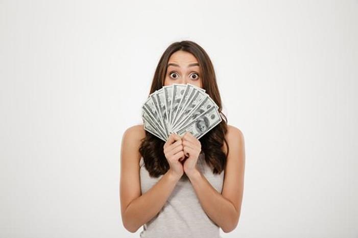 5 طرق تساعدكِ على التخطيط المالي في العشرينات من عمرك