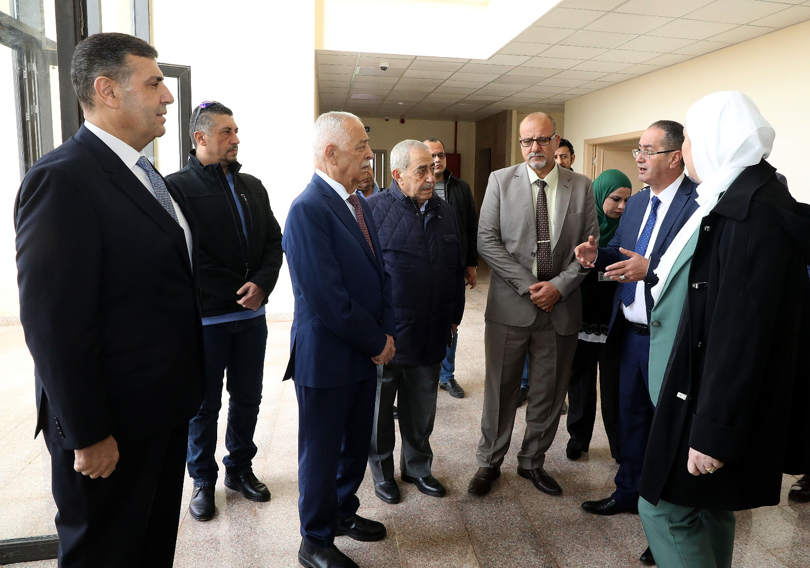 بالصور .. العيسوي يتفقد مبنى البوتاس لذوي الاحتياجات الخاصة في المفرق