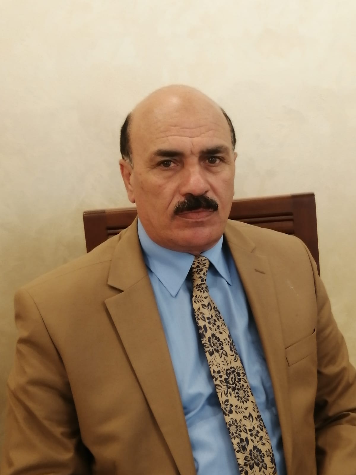 زائر المساء عطاء لا ينضب