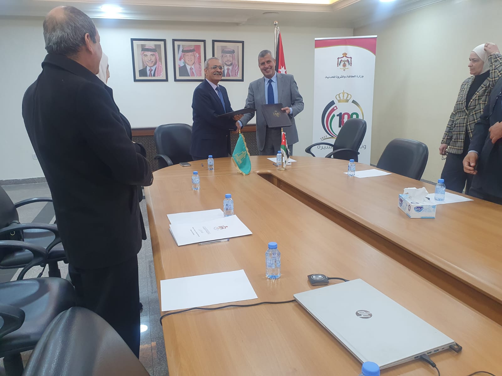 "الطاقة" و"آل البيت" توقعان مذكرة تفاهم للتعاون في مجال أبحاث المصادر الطبيعية