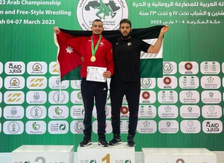 أبو دعيج يُتوج بذهبية البطولة العربية للمصارعة