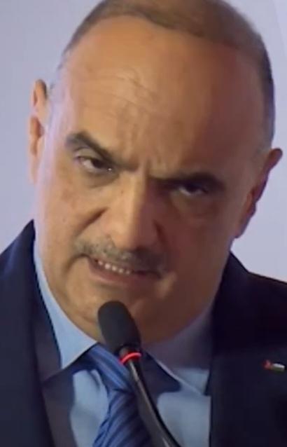 الخصاونة .. اجا يكحلها عورها