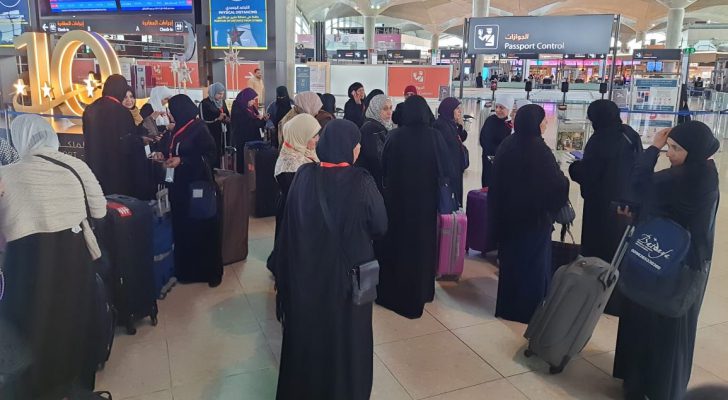 أول أفواج بعثة الملكة رانيا العبدالله لأداء مناسك العمرة يغادر أرض الوطن