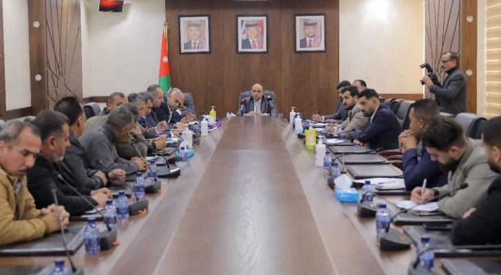 الإدارية النيابية توصي بتثبيت العاملين بنظام العقود في الزراعة 