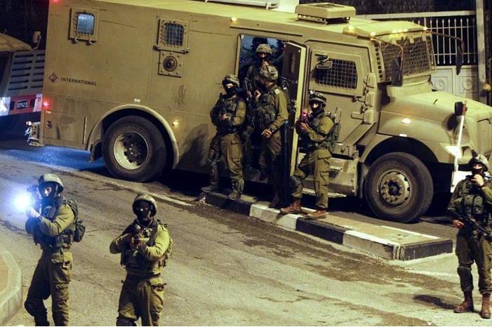 الاحتلال يواصل الاستيلاء على الحسابات البنكية لأسرى القدس وأراضي الـ48