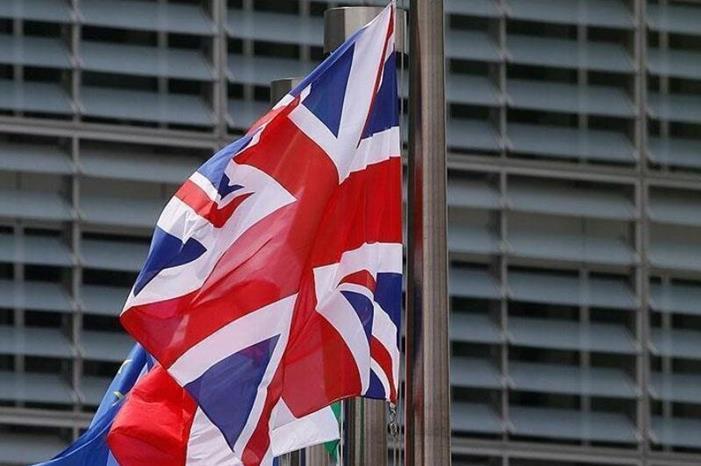 الاقتصاد البريطاني ينجو من الركود ويسجل نموا في الربع الأخير من 2022