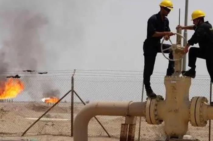 البترول الوطنية توقع اتفاقية لبيع 12 ألف قدم مكعب من الغاز يومياً