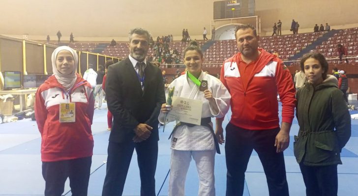 البطلة الأردنية هديل العلمي تحصد برونزية بطولة أفريقيا المفتوحة للجودو