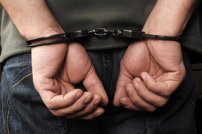 صورة حول : القبض على شخص قتل والده الخمسيني في الزرقاء القبض على شخص قتل والده الخمسيني في الزرقاء