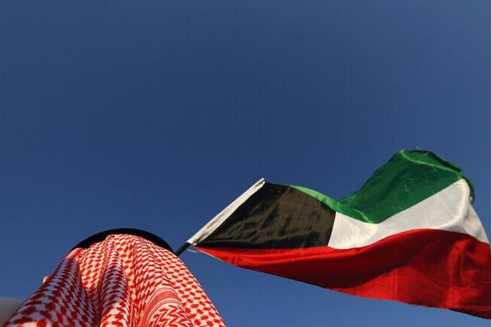الكويت تنهي عمل عدد كبير من المصريين