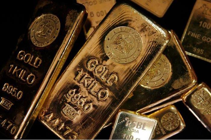 تراجع أسعار الذهب عالمياً مع ارتفاع الدولار