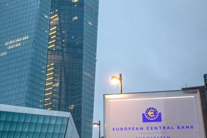 ترقب لقرار الفائدة الأوروبية وسط قلق عالمي بشأن البنوك