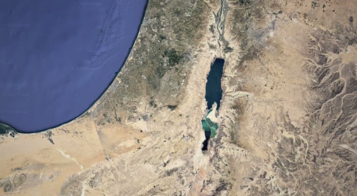 جيش الاحتلال يستكمل إنشاء العائق الهندسي
