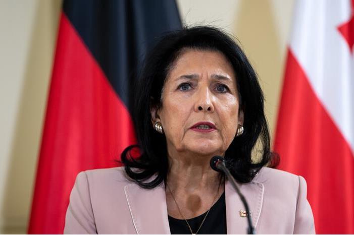 رئيسة جورجيا: لا أحد يرغب بفتح جبهة ثانية ضد روسيا في بلادنا