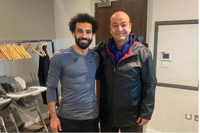شاهد.. عمرو أديب يعلق على سرقة فيلا محمد صلاح