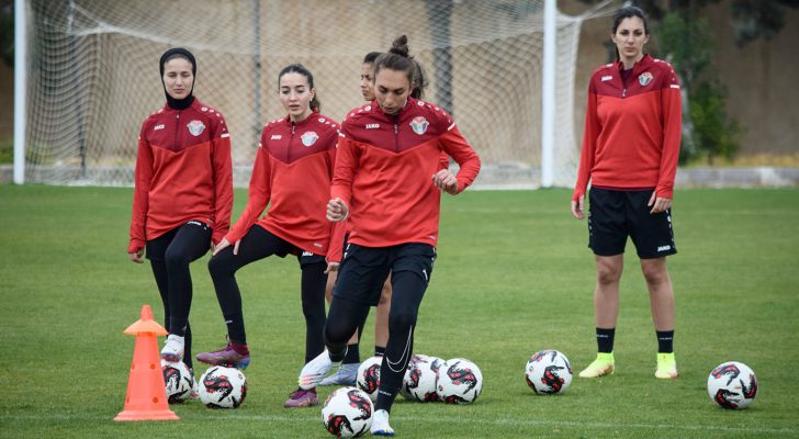 منتخب السيدات يواجه الهند ودياً الأحد