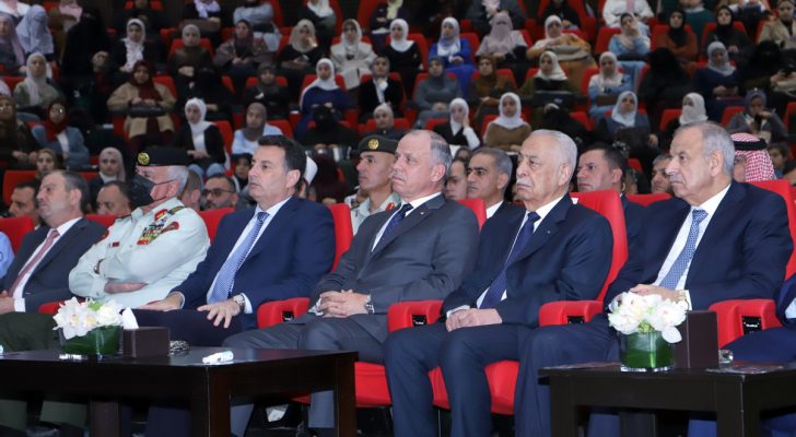 مندوبا عن الملك الأمير فيصل يرعى افتتاح المجالس العلمية الهاشمية