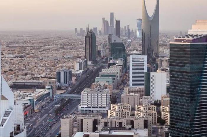 نشاط الأعمال غير النفطي السعودي يرتفع بأسرع وتيرة في 8 سنوات