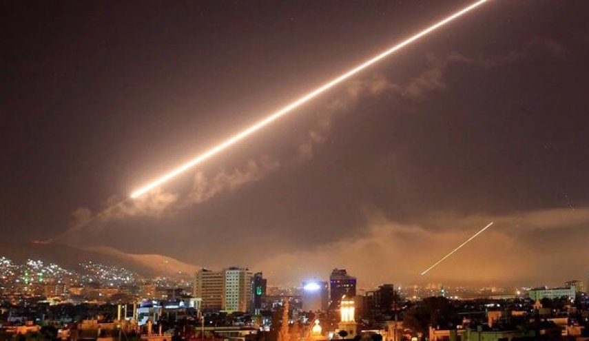 صورة حول : الدفاع الجوي السوري يتصدى لعدوان إسرائيلي الدفاع الجوي السوري يتصدى لعدوان إسرائيلي