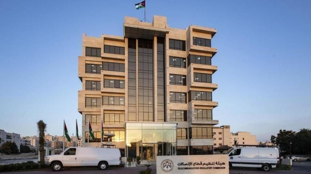 قطاع الاتصالات رحلة تطور من شبكات سلكية متواضعة إلى إدخال خدمات الجيل الخامس