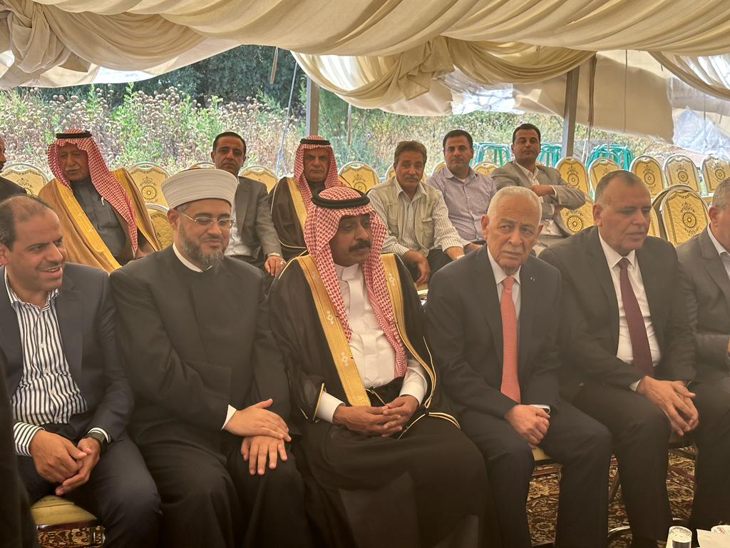 العيسوي ينقل تعازي الملك لعشيرة الزيود