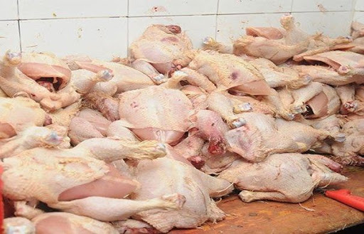 الزرقاء تحويل مالك مول للقضاء بسبب بيعه لحوم ودواجن فاسدة