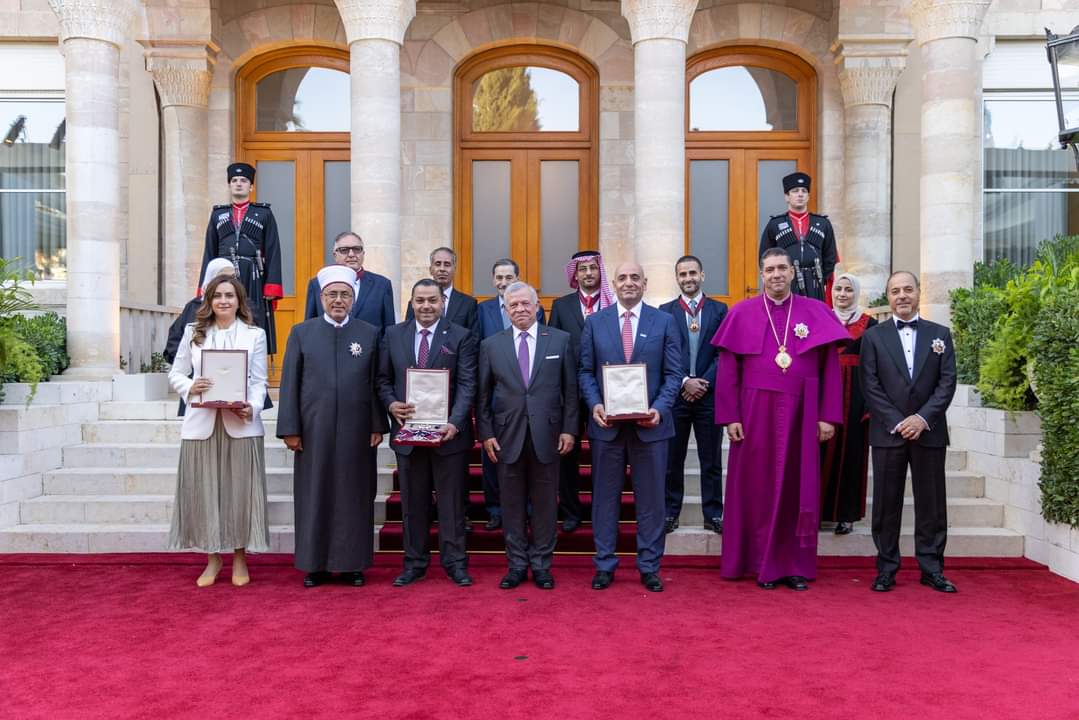 الملك يرعى الاحتفال الرسمي بعيد الاستقلال الـ77 في قصر رغدان