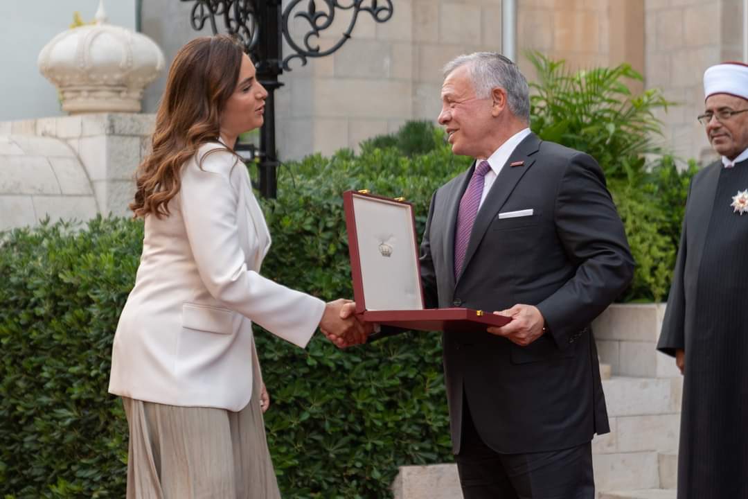 الملك يرعى الاحتفال الرسمي بعيد الاستقلال الـ77 في قصر رغدان