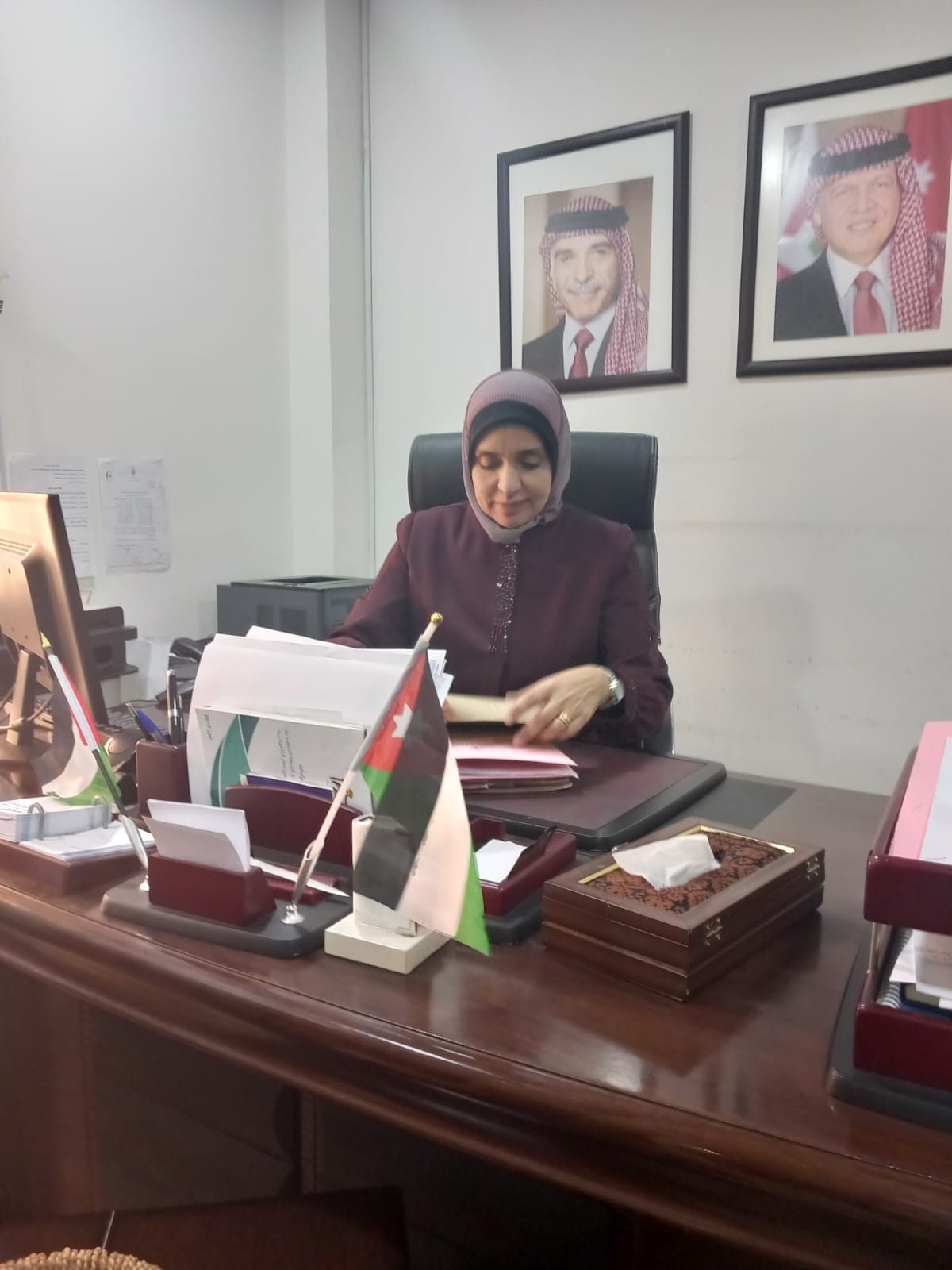 شكر خاص لمديرة احوال وجوازات العقبة