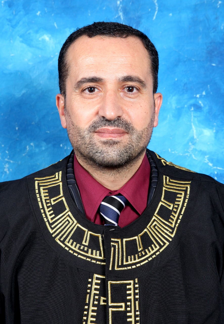 ترقية الدكتور أيمن الطعاني الى رتبة أستاذ.. ألف مبروك