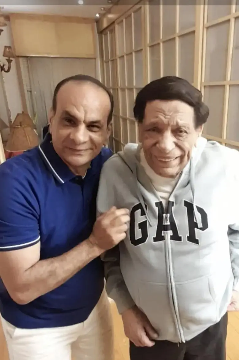أحدث ظهور لـ عادل إمام أثناء احتفاله بعيد ميلاده الـ 83