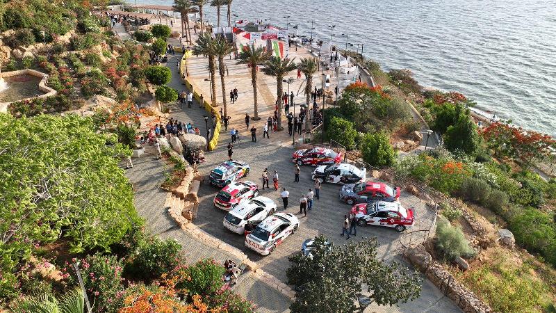بالصور ... انطلاق رالي الأردن الجولة الثالثة من بطولة الشرق الأوسط من البحر الميت