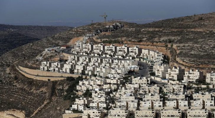 الخارجية الفلسطينية تدين إعادة البناء الاستيطاني في حومش