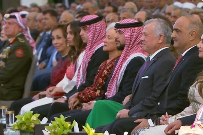 الملك يرعى الاحتفال الرسمي بعيد الاستقلال الـ77 في قصر رغدان