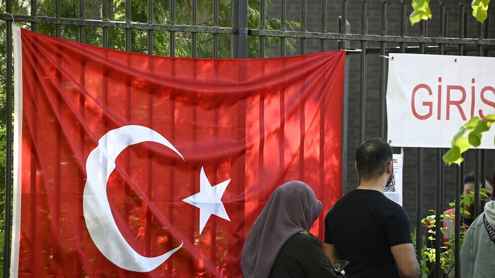 600 ألف شخص وعشرات المروحيات والمسيرات لتأمين الانتخابات التركية